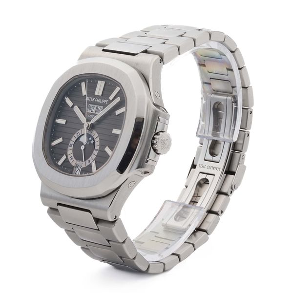 Patek Philippe Nautilus 5726/1A-001